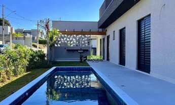 Imagem: Casa com 3 Suítes à venda, 154 m² por