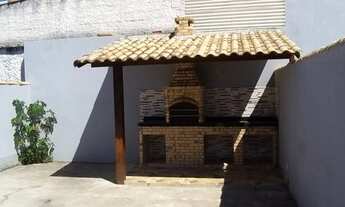 Imagem 4: Vendo casa com 02 quartos sendo 01 suíte, toda fino acabamento, churrasqueira