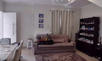 Imagem 7: Sobrado para aluguel e venda possui 100 metros quadrados com 3 quartos