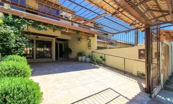 Imagem 2: Porto Alegre - Casa Padrão - Cavalhada