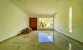 Imagem 4: Casa linear em condomínio no Parque do Imbuí