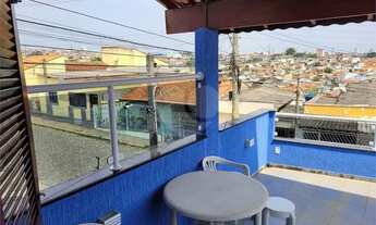 Imagem: Sobrado 2 dormitórios com varanda e churrasqueira