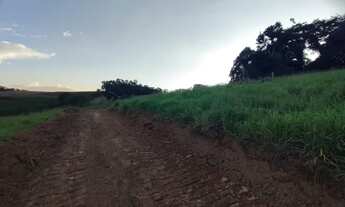 Imagem 3: Lote/Terreno para venda tem 1000 metros quadrados em Recanto das Águas - Igaratá - SP