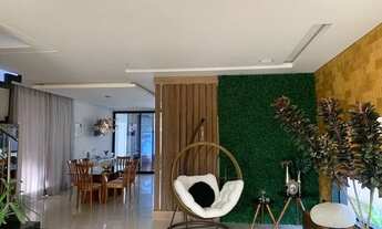 Imagem 3: Sobrado para aluguel com 253 metros quadrados com 3 quartos. Entre em contato e confira!