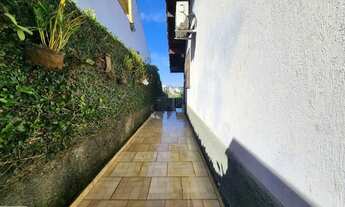 Imagem 3: 547 m² de terreno, com 2 casas térreas 292 m²