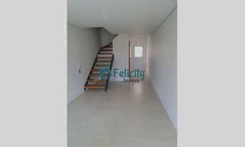 Imagem: Sobrado em condomínio novo com 2 dormitórios