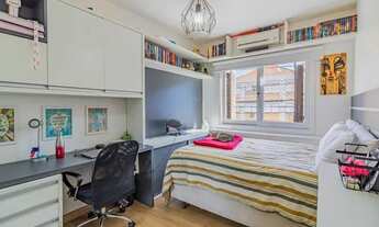 Imagem 3: Apartamento para venda tem 136 metros quadrados com 3 quartos em Auxiliadora - Porto Alegr