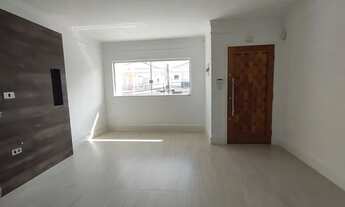 Imagem 4: Sobrado para venda possui 210 metros quadrados com 3 quartos em Vila Isolina Mazzei - São