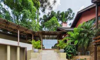 Imagem 2: Casa, 3 suítes, Amplo terreno e jardim, Taboao, Curitiba