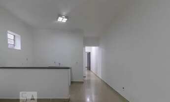 Imagem 2: Casa para Aluguel - Belém, 2 Quartos, 90 m2