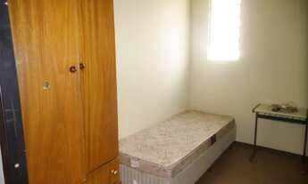 Imagem 2: Quarto paa rapaz na casa verde