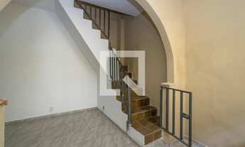 Imagem 5: Casa para Aluguel - Olaria, 2 Quartos, 120 m2