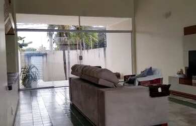 Imagem 5: Casa em rua pública -Coroa do Meio