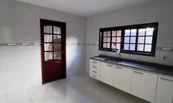 Imagem 5: Vendo casa com três quartos em condomínio tranquilo