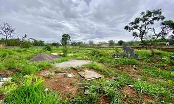 Imagem 6: Lote na Etapa 4 do Condomínio Entre Lagos com 3 muros