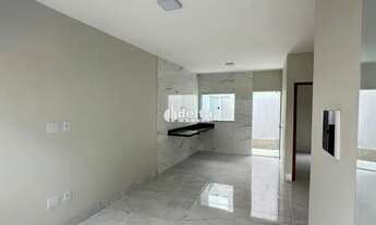 Imagem: Casa residencial com 2 quartos sendo 1 suíte