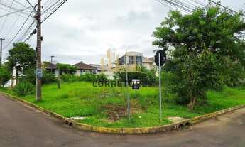 Imagem 2: Terreno de esquina à venda, Mont Serrat