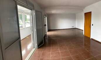 Imagem: Rua C-182 Qd 347 Lt 15 Salas 101/102/103