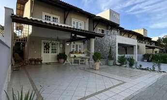 Imagem: CASA EM CONDOMÍNIO FECHADO COM 3 SUITES