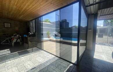 Imagem 4: Casa com piscina á venda no bairro Camobi