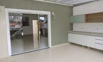 Imagem 7: Casa em condomínio com 3 suítes, 3 vagas de garagem e espaço gourmert com churrasqueira