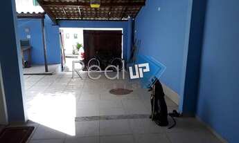 Imagem 2: Casa Duplex em Condomínio fechado em Jacarepaguá