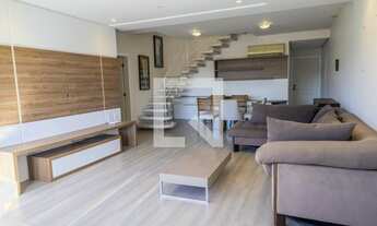 Imagem 5: Apartamento para Aluguel - Trindade, 3 Quartos, 250 m2