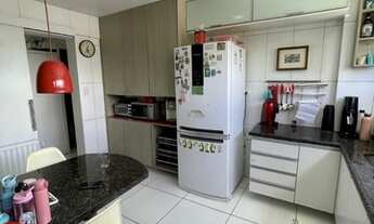 Imagem 4: Amplo apartamento 3 quartos com 130m2, 1 suíte, reformado, nascente, poximo a beira rio Am