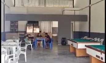 Imagem: Galpão avenida principal Varjão