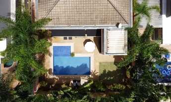 Imagem 2: Casa de condomínio sobrado para venda tem 447 metros quadrados com 4 quartos