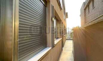 Imagem 7: Linda Casa em condomínio á Venda em Tamboré 04 dormitórios 575m²