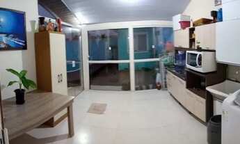 Imagem 6: Linda casa no rio vermelho