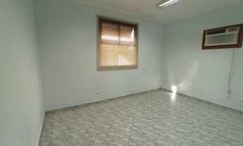 Imagem 4: Triplex para Locação em Santos, Embare, 4 dormitórios, 1 suíte, 3 banheiros, 4 vagas