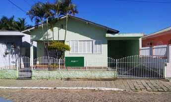 Imagem: Casa Alvenaria para Venda em Oficinas Tubarão-SC