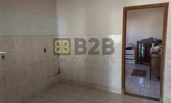 Imagem 6: Casa para Venda em Piratininga, Centro, 3 dormitórios, 1 banheiro, 2 vagas