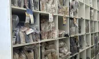 Imagem 3: Pratelheira de madeira