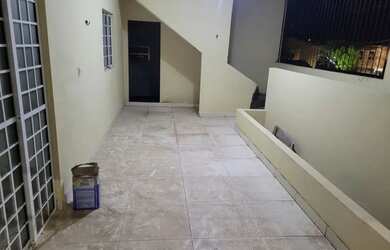 Imagem 2: VENDO. . .2 casas ENORMES pelo preço de uma, São Tamanho FAMÍLIA, Rua calçada, com água