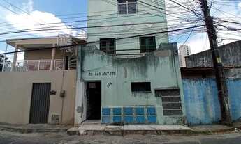 Imagem: Quitinete, quarto com banheiro, 3º andar