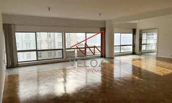 Imagem 2: Apartamento para venda possui 300 metros quadrados com 4 quartos em Copacabana - Rio de Ja