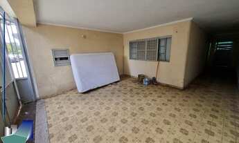 Imagem: RIBEIRÃO PRETO - Casa Padrão - CAMPOS