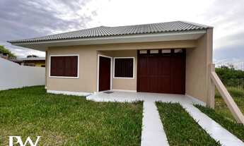 Imagem: CASA COM 03 DORMITÓRIOS EM NOVA TRAMANDAÍ