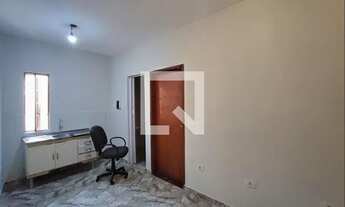 Imagem 2: Casa para Aluguel - Jardim Samambaia, 1 Quarto, 50 m2