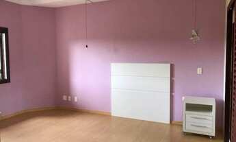 Imagem 3: Casa de condomínio para venda tem 600 metros quadrados com 4 quartos