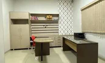 Imagem 1: Sala comercial mobiliada