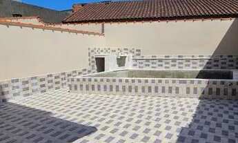 Imagem 2: Casa na praia com piscina