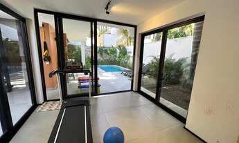 Imagem 2: Casa toda reformada, com piscina e churrasqueira!