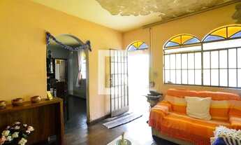 Imagem 3: Casa à Venda - Havaí, 3 Quartos, 161 m2