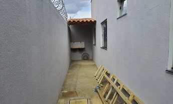 Imagem 6: Casa para Venda em Montes Claros, Independência, 3 dormitórios, 1 banheiro, 2 vagas