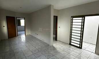 Imagem 3: Casa com terreno amplo próxima à Avenida Nildo Ribeiro