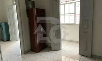 Imagem 5: Casa de 448m² no Bairro Santo Antônio: 5 Quartos, 2 Banheiros e Garagem